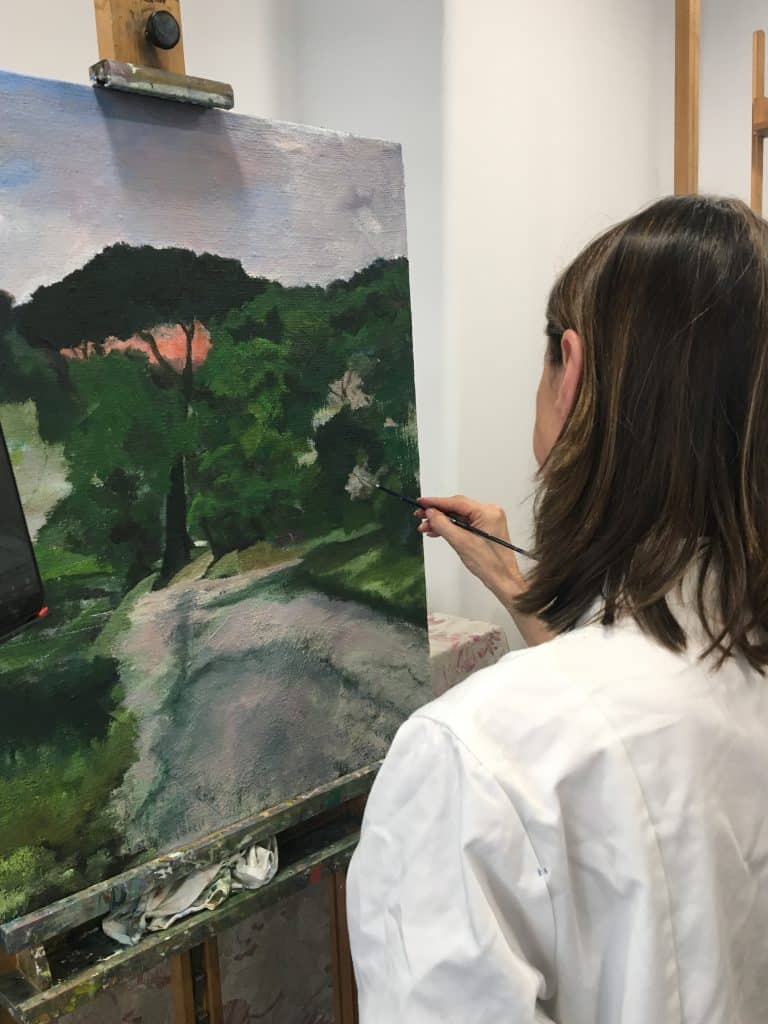Fotos de nuestros estudiantes trabajando en el estudio